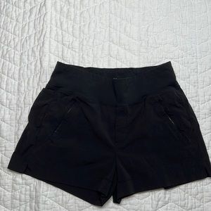 Athleta- Trekkie North short